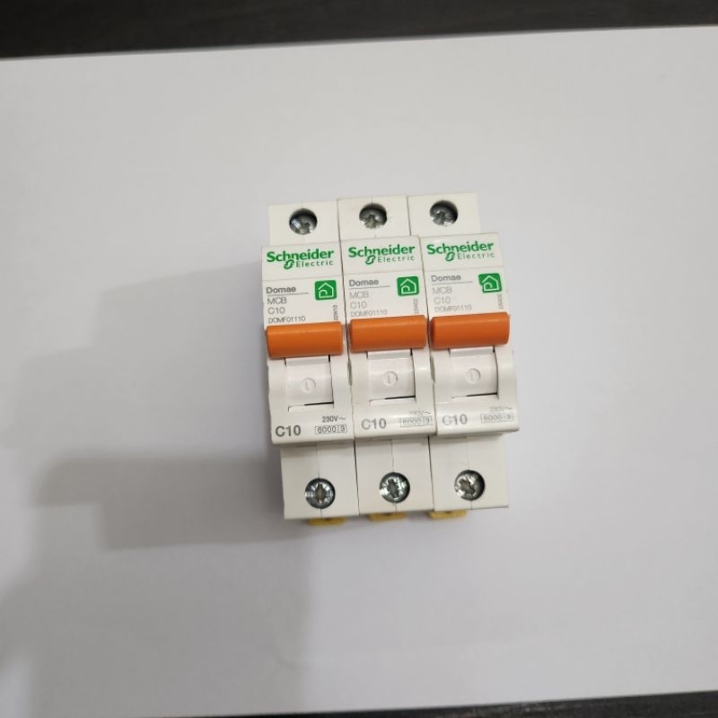 MCB SCHNEIDER 1PHASE DOMAE 10a/ 16a / 20a
