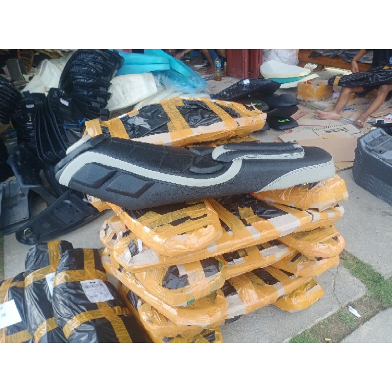 JOK BEAT KARBU CASTEM RETRO MBITECH HITAM ABU-jok beat lama beat carbu castem retro