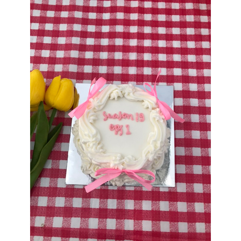 

bento cake custom/bento cake vintage/kue ulang tahun