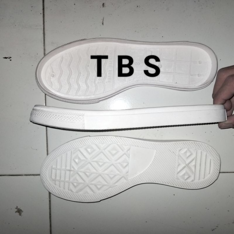 outsole ( RTA ) alas sepatu model converse pria 39-44