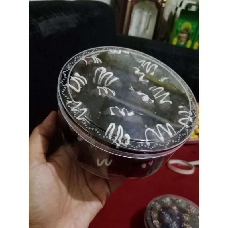 

kurma coklat