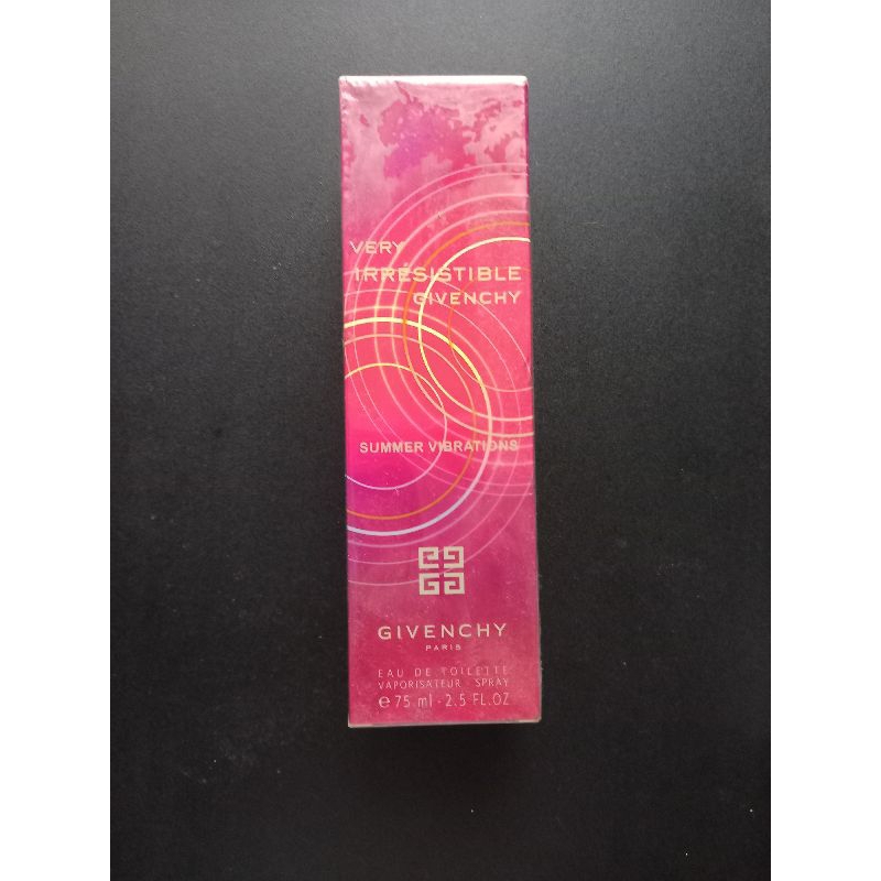 Parfum Very Irresistible Givenchy. Summer Vibration.