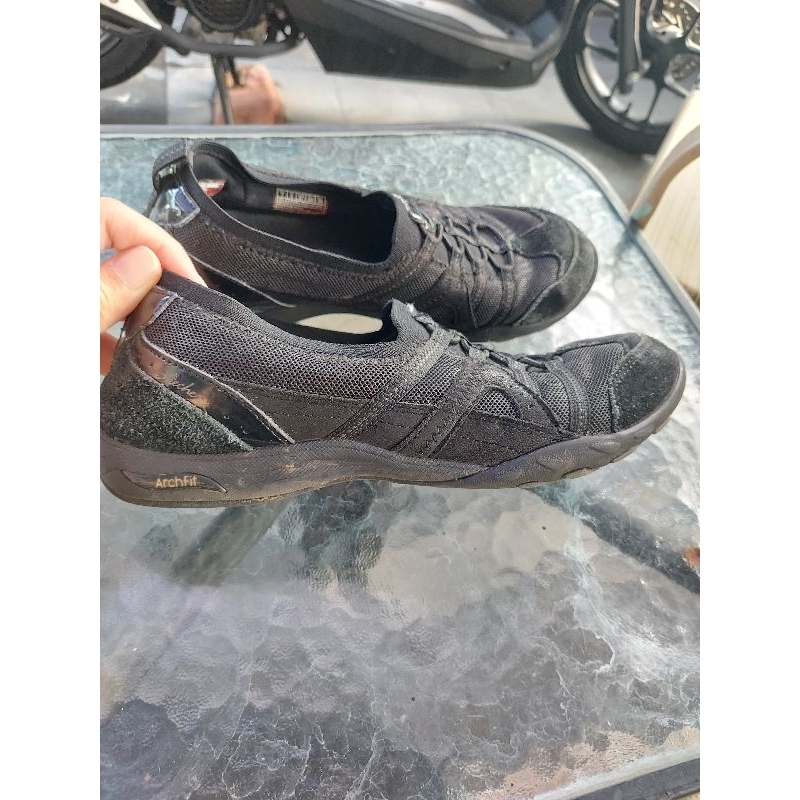 Sepatu sekolah Skechers Hitam