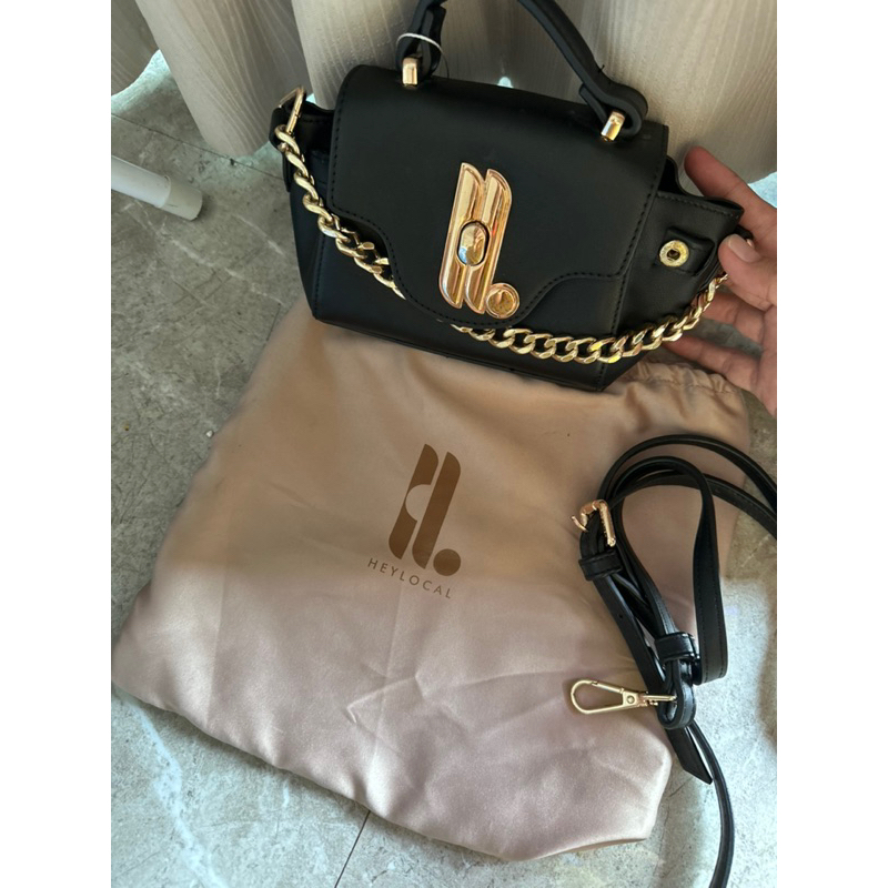 Tas heylocal LEVAUGHN BAG mini black preloved