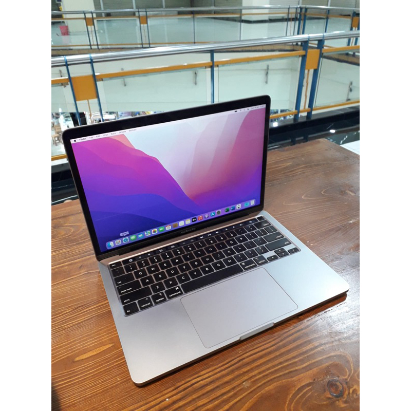 macbookpro 13inch 2020