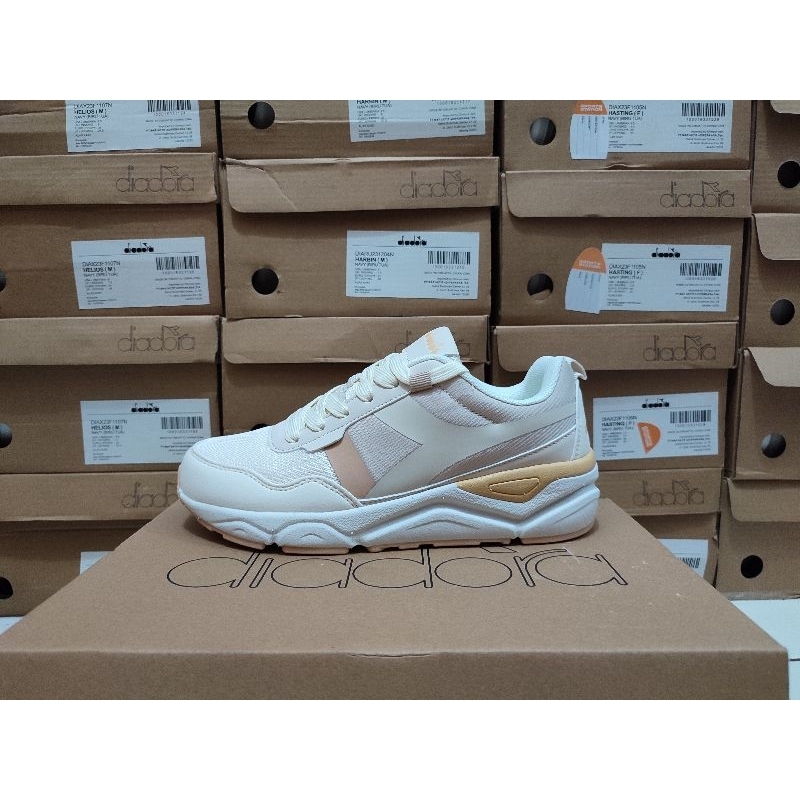 Sepatu Diadora Fandela  Wanita - LT Blush