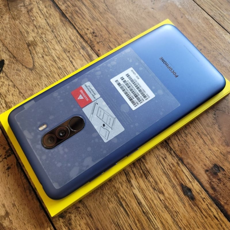 Xiaomi Pocophone F1 128 GB Like New Garansi Resmi Poco F1 Snapdragon 845