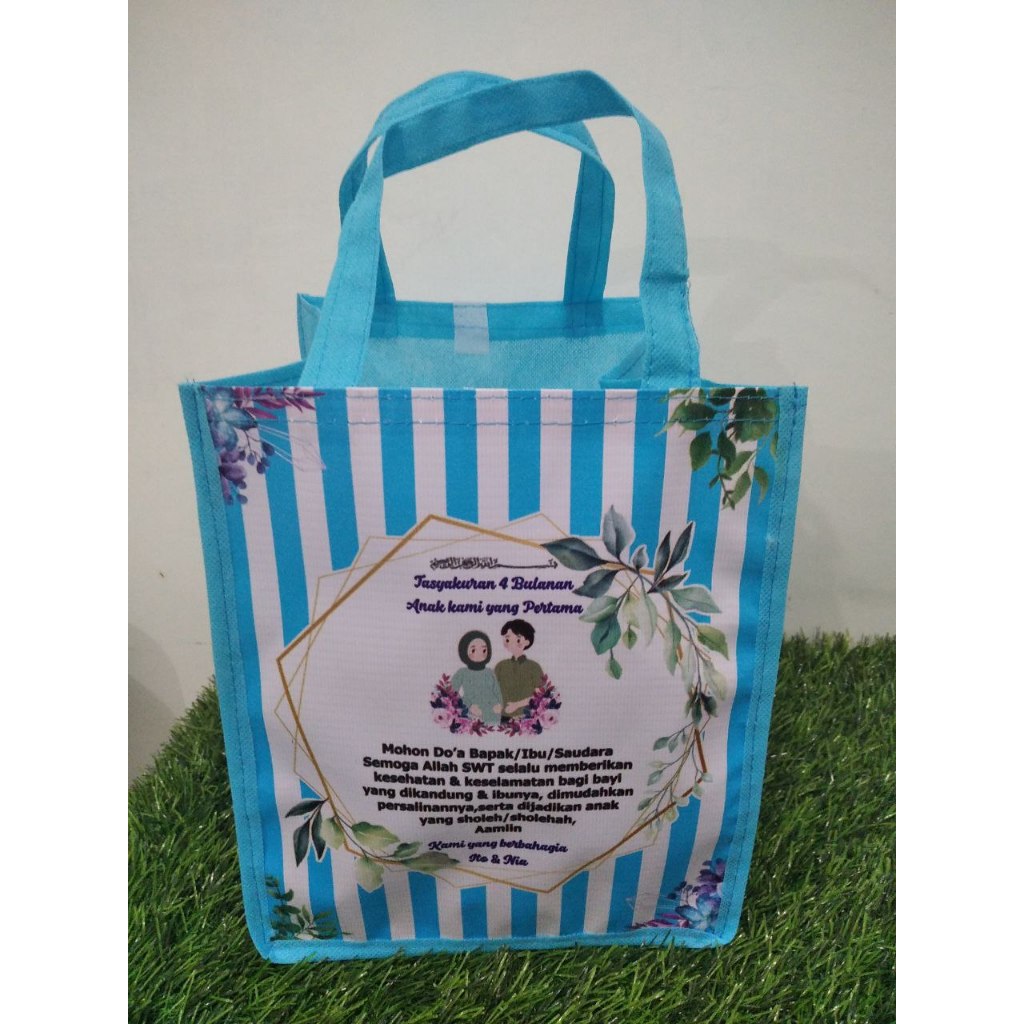 

Tas Tasyakuran/Tahlilan/Aqiqah/Souvenir Ulang Tahun Ukuran 35 x 15 x 35