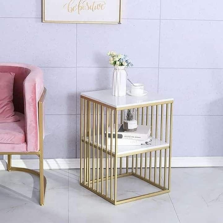 Meja Faiza Bahan Besi Holo TOP Kayu Lapis HPL Motif Marble Atau Kaca Untuk Ruang tamu, Teras, Cafe, 