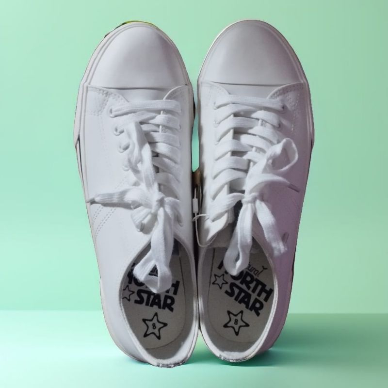 Sepatu North Star
