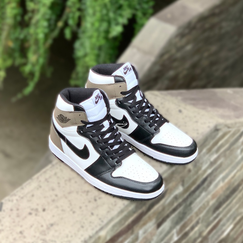 SNEAKERS NIKE AIR JORDAN 1 HI DARK MOCHA