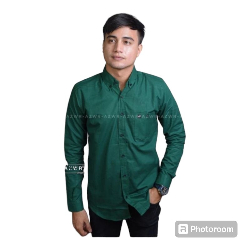 ROZHOK KEMEJA POLOS COWOK BAHAN KATUN SIGARET LENGAN PANJANG WARNA HIJAU BOTOL TERBARU TERLARIS