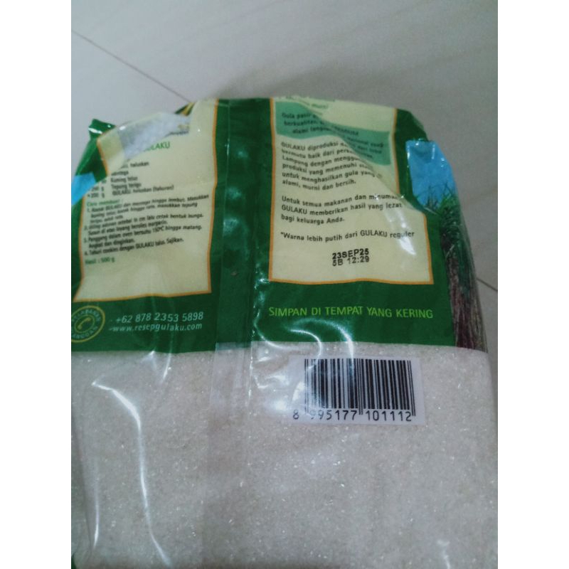 

Gula kemasan merk Gulaku 1kg