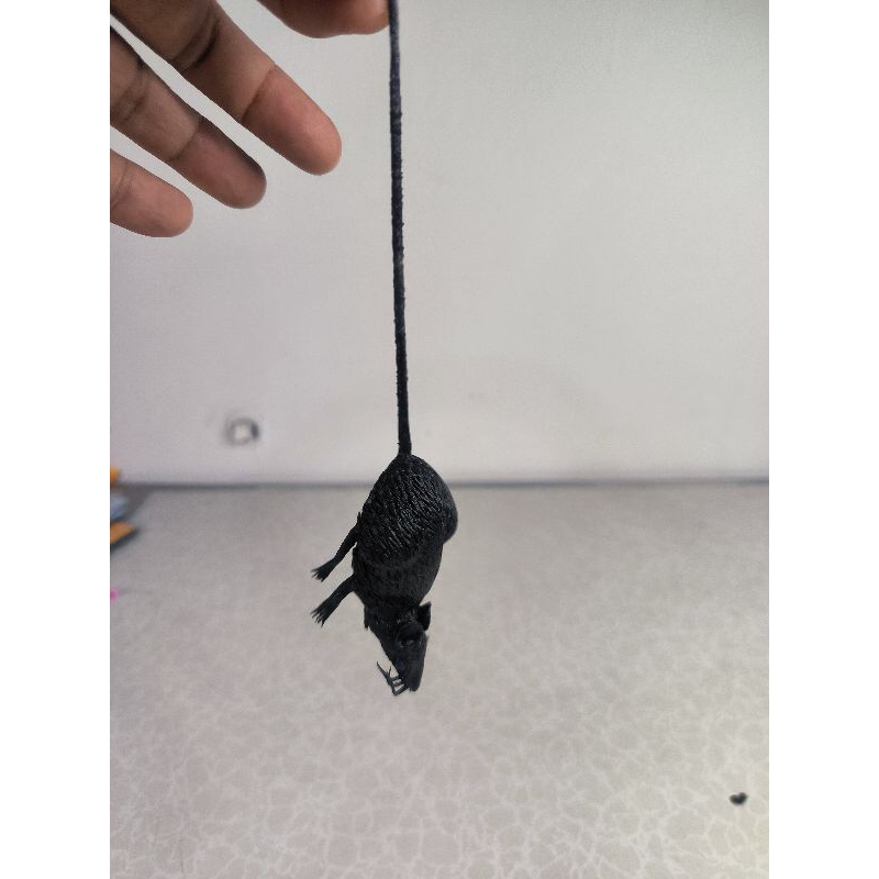 mainan simulasi tikus karet