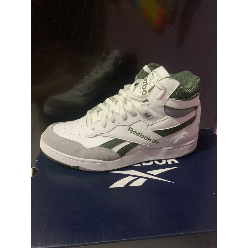 sepatu basket REEBOK BB 4000