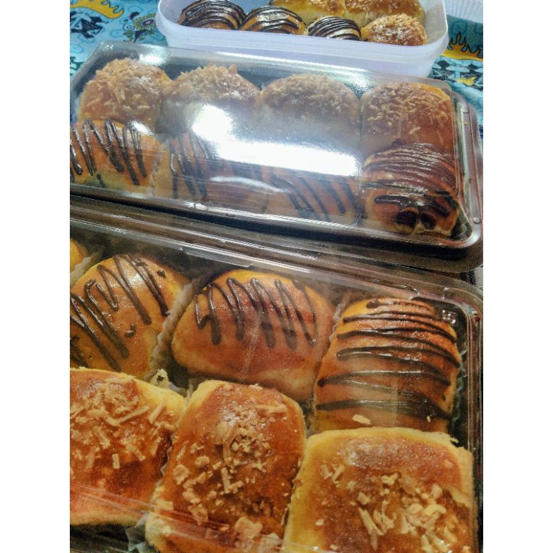 

Bolen pisang isi coklat, keju, mix
