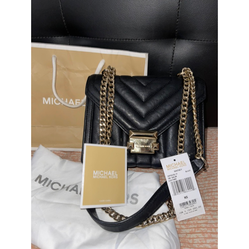 SOLD TIPJU preloved mk sling bag