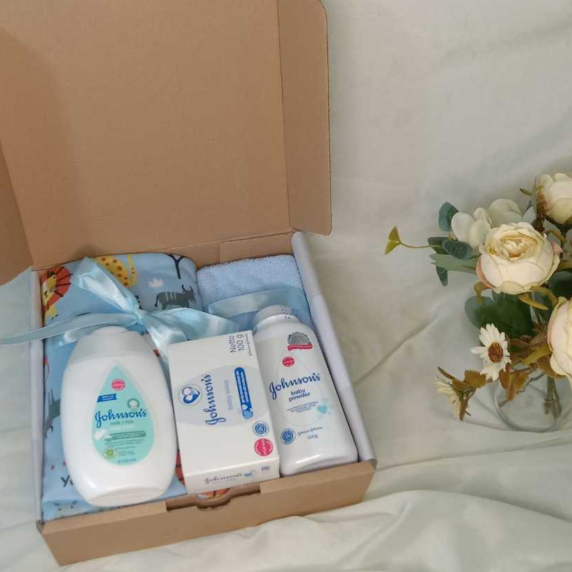 HAMPERS BABY NEWBORN/KADO BAYI BARU LAHIR/KADO BAYI 1-3 BULAN/HAMPERS JOHNSON'S/HAMPERS BABY UNISEX