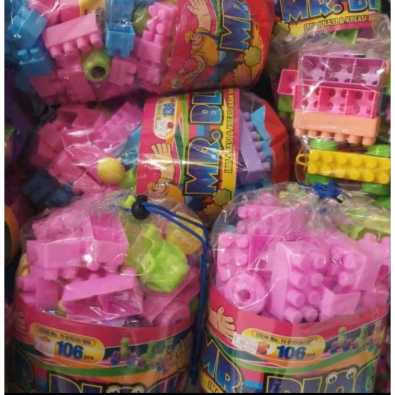LEGO BLOK 136pcs  mainan anak bisa dibuat menjadi, kereta, mobil, bangunan, pesawat, robot, dan lain