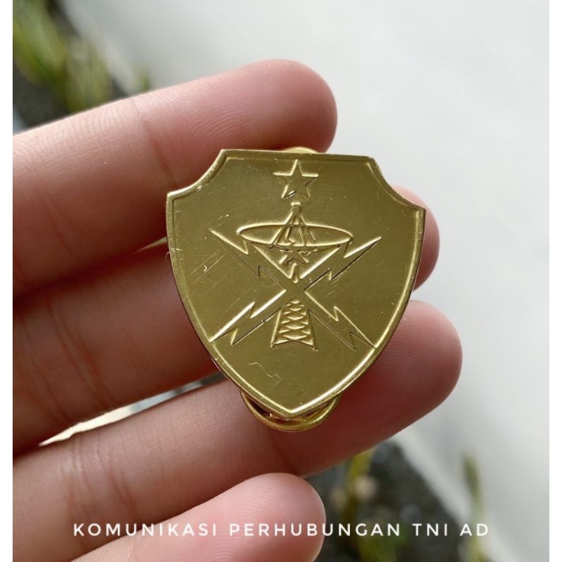 Brevet Brivet Wing Komunikasi Perhubungan TNI AD
