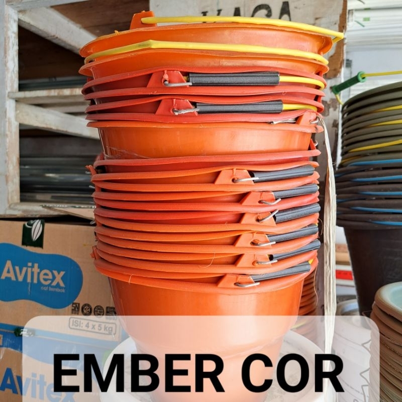 EMBER COR PLASTIK EMBER PROYEK ANTI PECAH ORANGE UNTUK ADUKAN ACIAN SEMEN PROYEK BANGUNAN