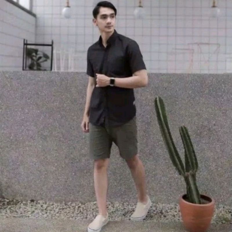 kemeja hitam pria kemeja hitam pria lengan pendek kemeja biru dongker pria lengan pendek kemeja warn