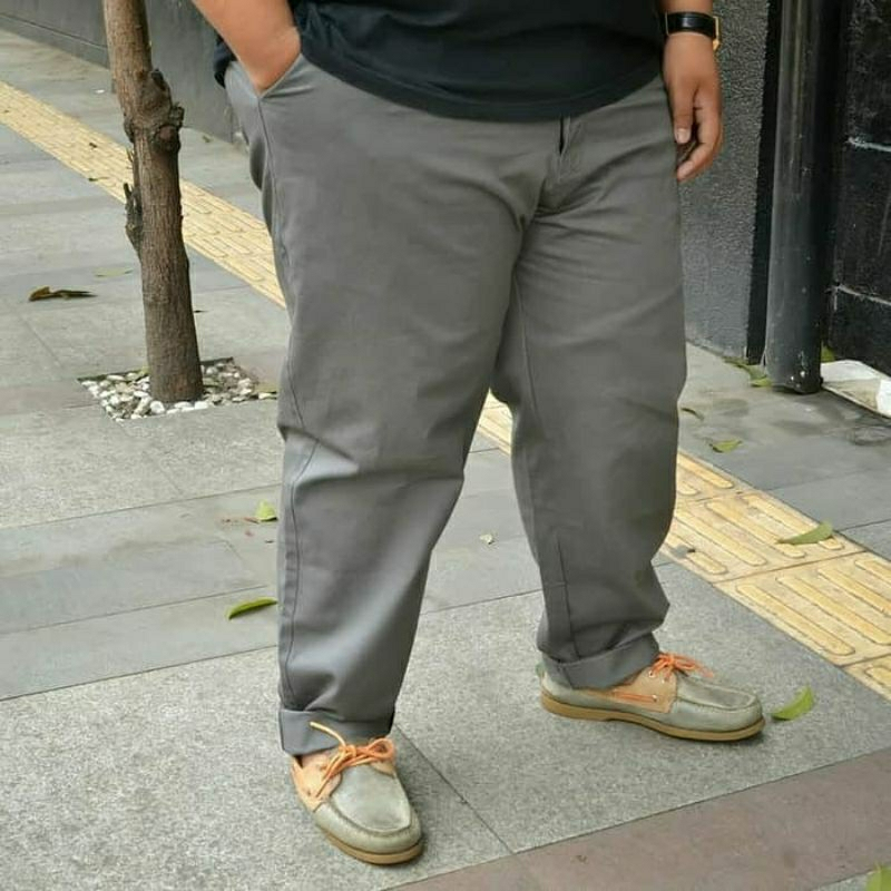 SM-BIGSIZE SUPER JUMBO XXXXXL CELANA CHINOS COWOK PANJANG JUMBO PRIA KARET PINGGANG RIP KOLOR 40_50