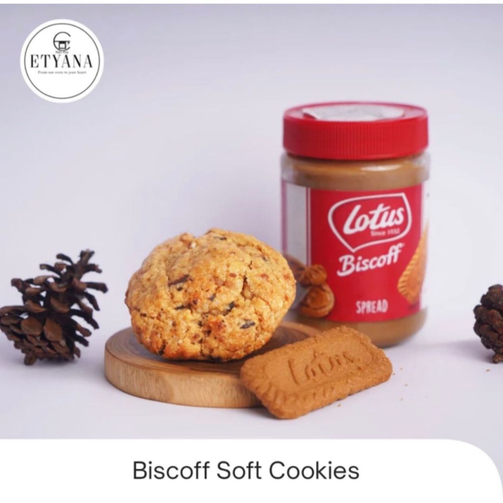 

Biscoff Chocolate Chip Soft Cookies by Etyana Bake Shop (PO H-2)