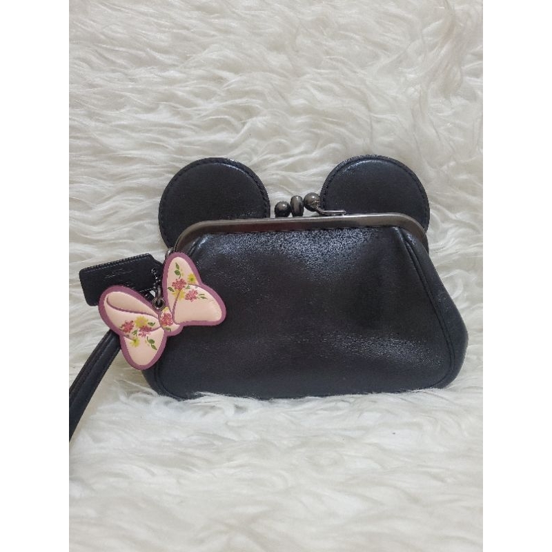Cluth wrislet pouch coach original coleb disney/pouch coach preloved/cluth coach second/cluth kulit 