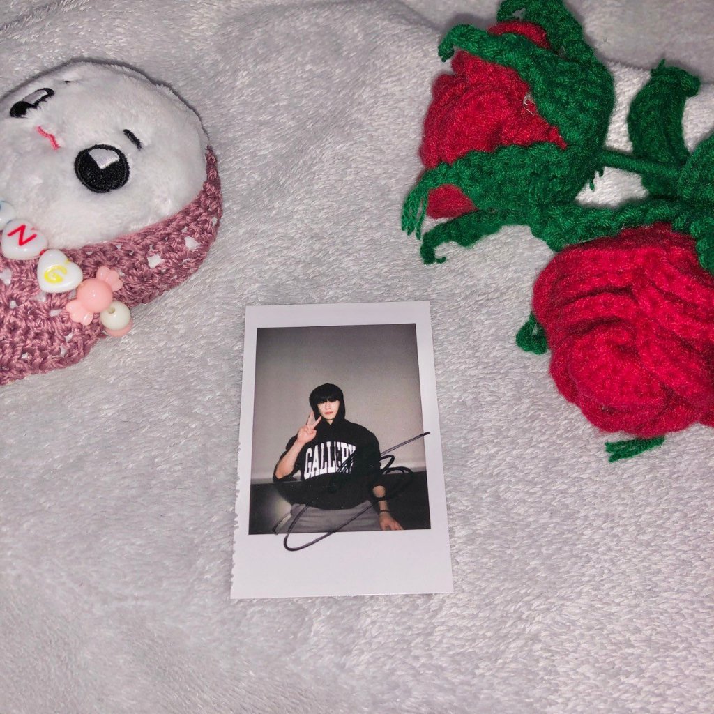 photocard polaroid jaehyun nct 127 bene yizhiyu sticker r4
