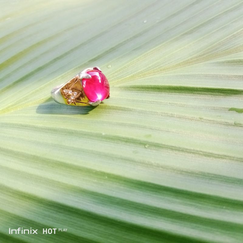 Cincin Batu Merah asmak