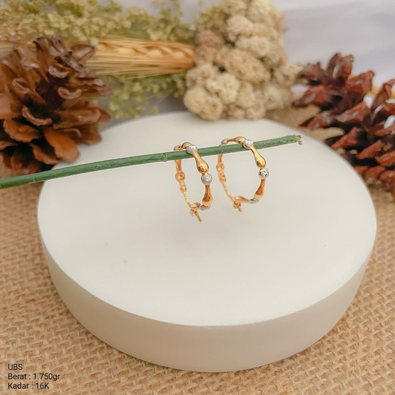 Perhiasan Anting Emas Model Hoop Bulat Putih UBS 16k/700