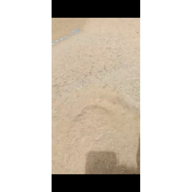 tepung Kentucky 1 kg pakan ternak pakan bebek, pakan ayam.