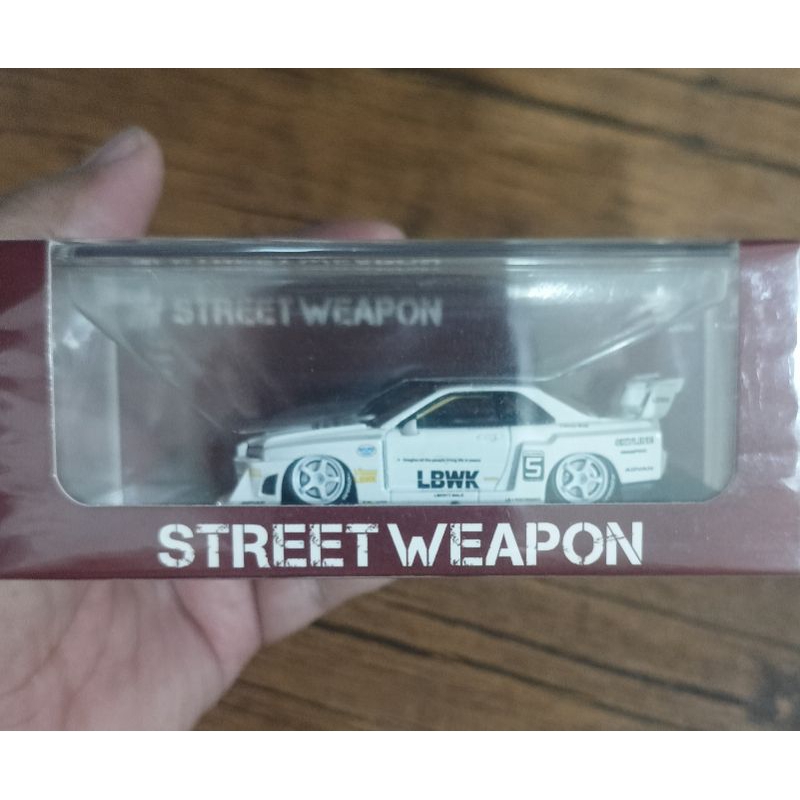 Street Weapon LBWK ER34 Putih Segel