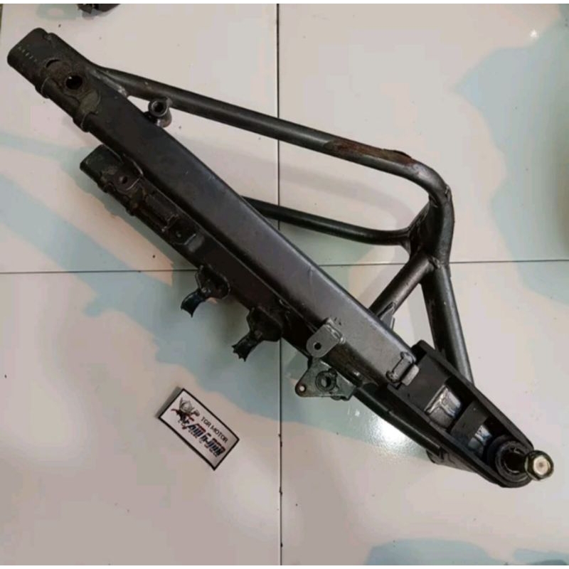 swing arem arm capitan udang roda belakang original kawasaki ninja rr old new bekas