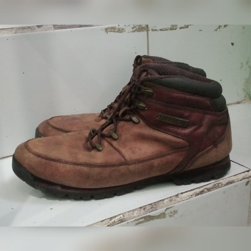 size 43 sepatu boots kulit firetrap original gunung outdoor touring not vibram