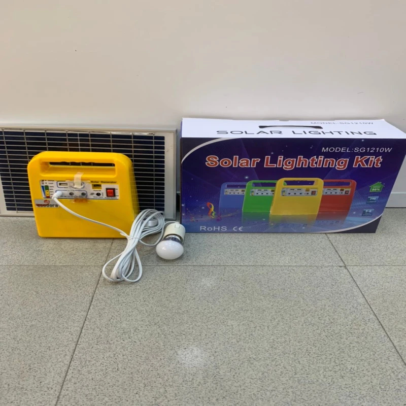 Generator Solar Panel System dengan pengisi Daya USB/Paket SHS Solar Generator Lighting Home System