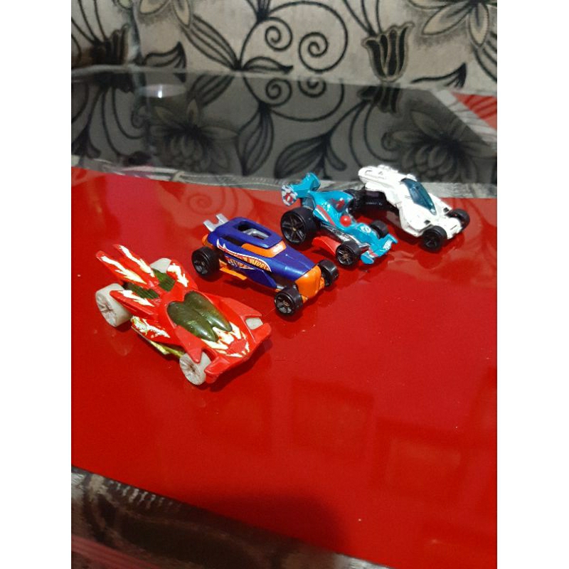 Diecast Hotwheels RD-02.Rip Rod.Hotwheels 4pcs (Bekas