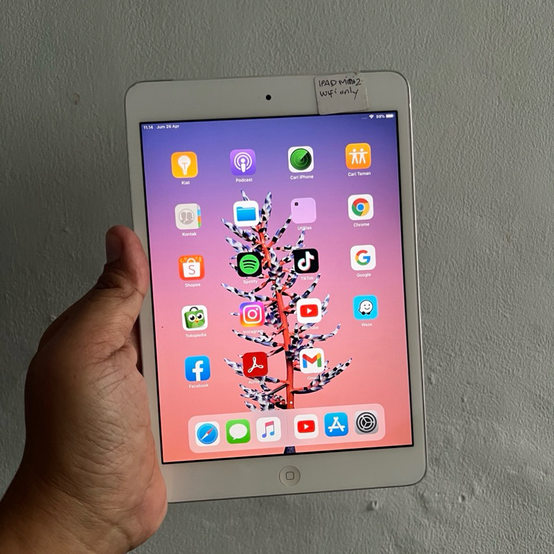 Ipad Mini 2 16GB Wifi Only bypass warna putih silver Bekas Berkualitas