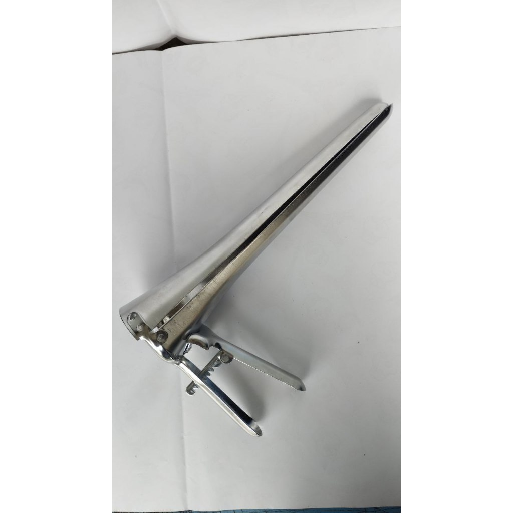 Maju Makmur Alat Inseminasi Buatan Spekulum Vagina Speculum Dilator Domba Kambing Sapi Babi Anjing