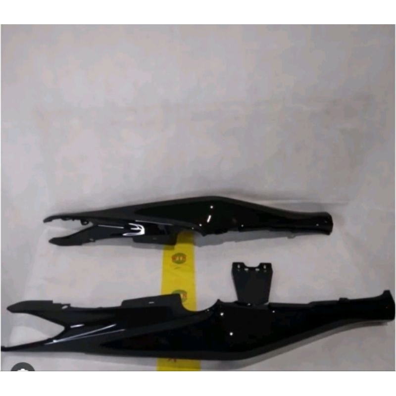 cover body belakang jupiter z 2010 robot / salib