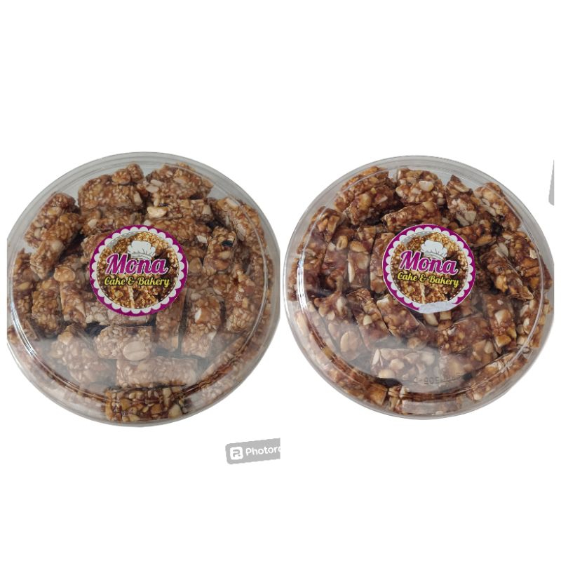 

TING TING KACANG DAN TING TING WIJEN KACANG CAMILAN LEGENDARIS KEMASAN T0PLES 500GR HALAL MANIS LEGIT ENAK