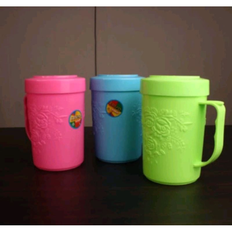 MUG PLASTIK KARAKTER/MUG PLASTIK/GELAS TUTUP