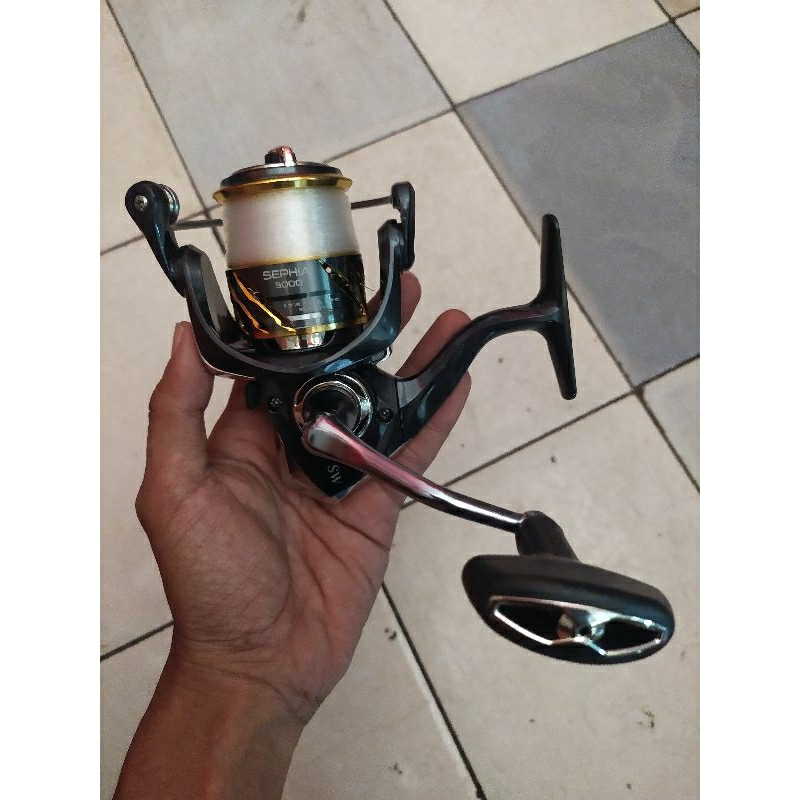 Reel iroly sephia 3000 sw bekas