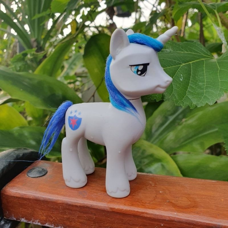 Rare My Little Pony Friendship Is Magic Figure Shining Armor Wedding Castle set Hasbro original(On B