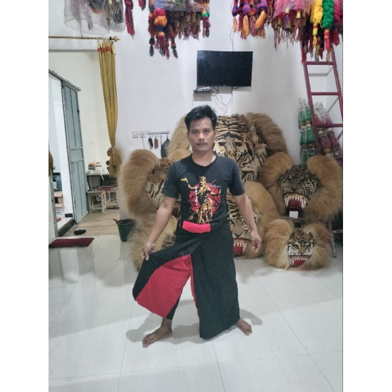 Ubet NAGATA hitam lis merah/celana sarung