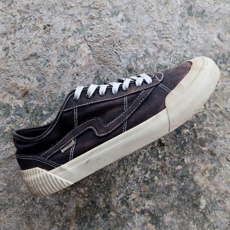 Sepatu Patrobas Equip black low second