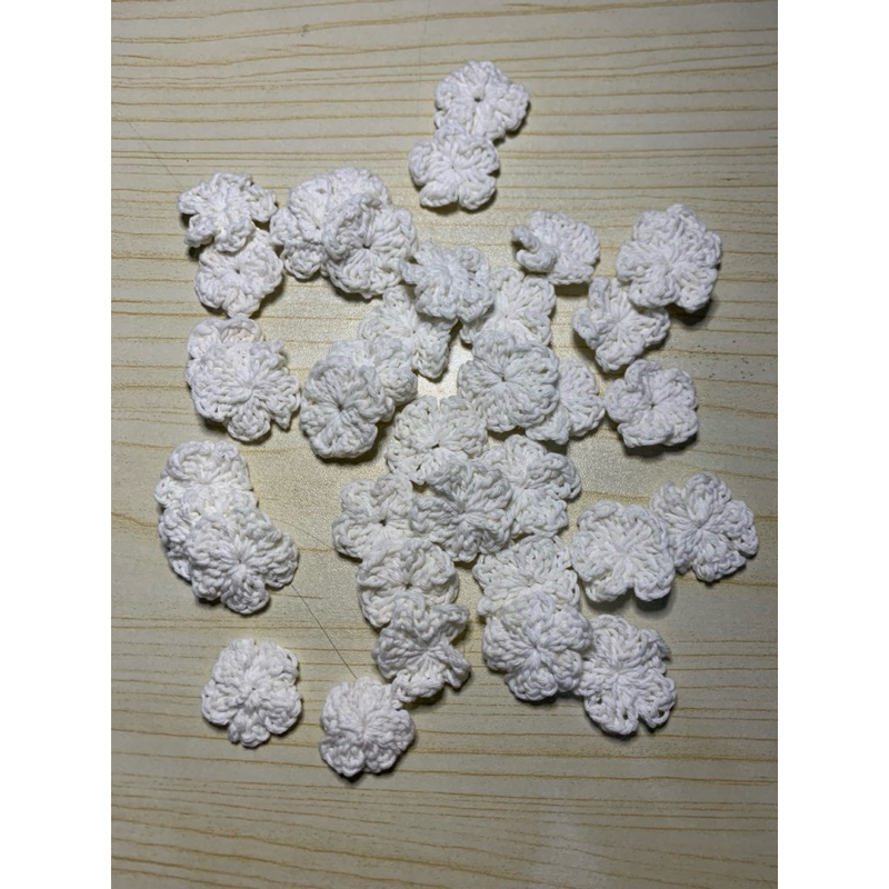 Bunga Rajut Kecil 5 kelopak untuk bros dan akesoris lainnya