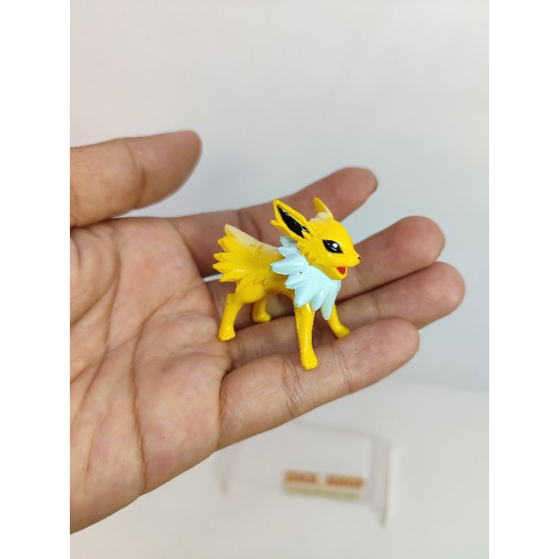 pokemon jolteon moncolle vintage original