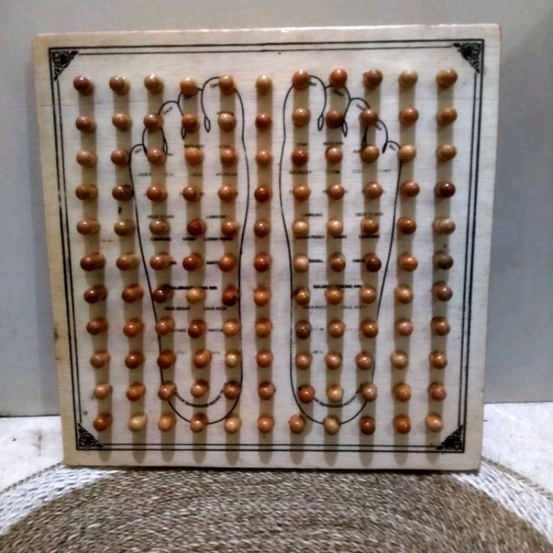 papan pijat terapi kaki bahan kayu mahogani